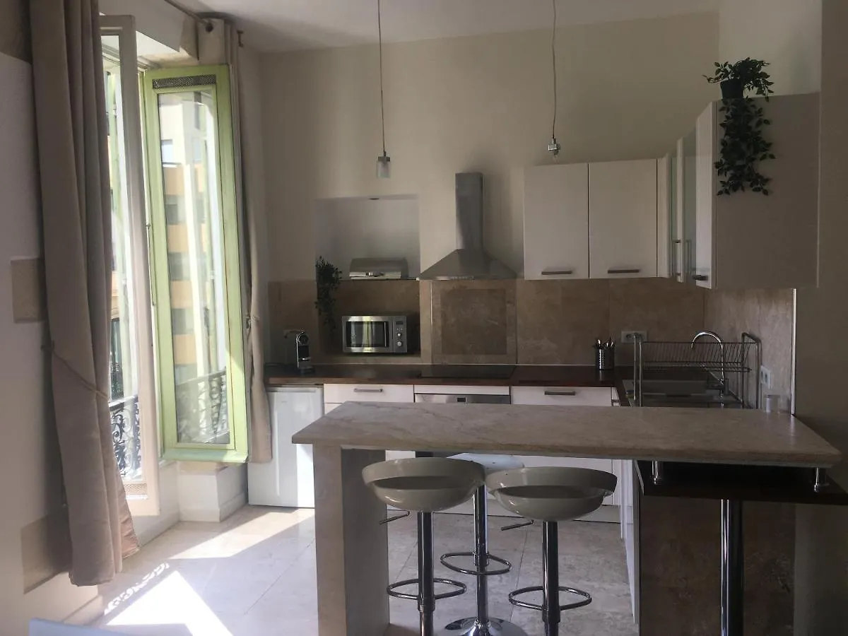 Lägenhet Appartement Au Coeur De Nice